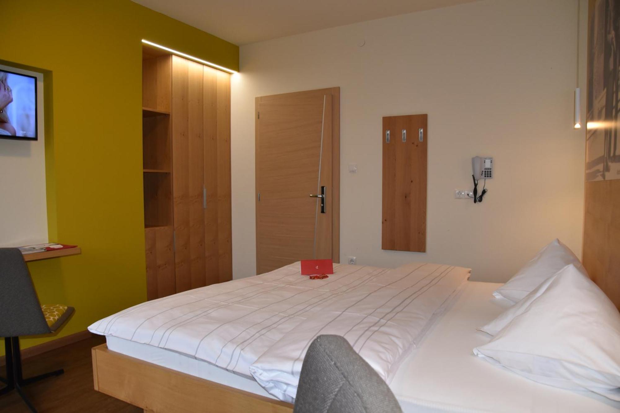 Angerburg Blumenhotel Appiano sulla Strada del Vino Szoba fotó