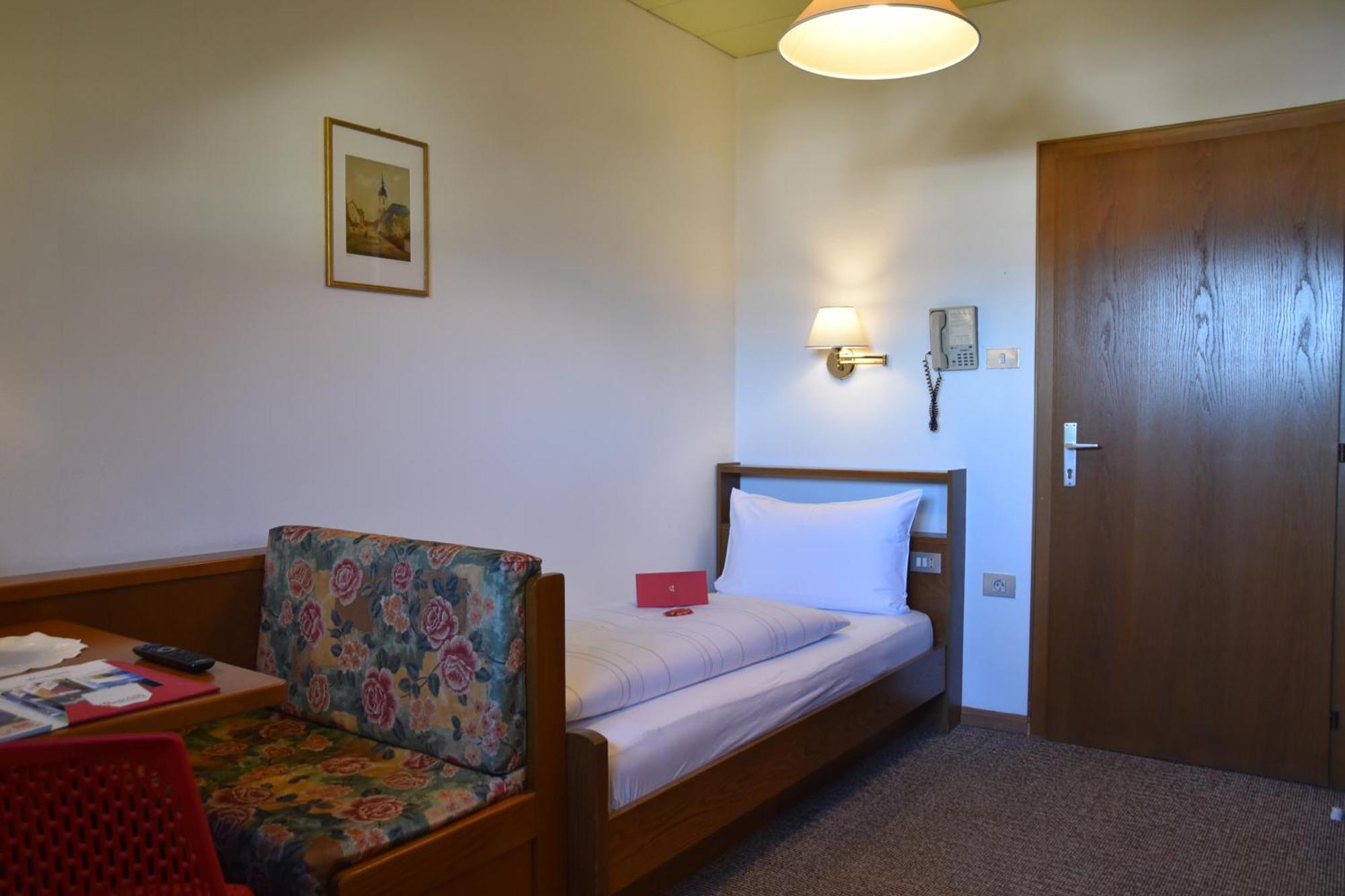 Angerburg Blumenhotel Appiano sulla Strada del Vino Kültér fotó