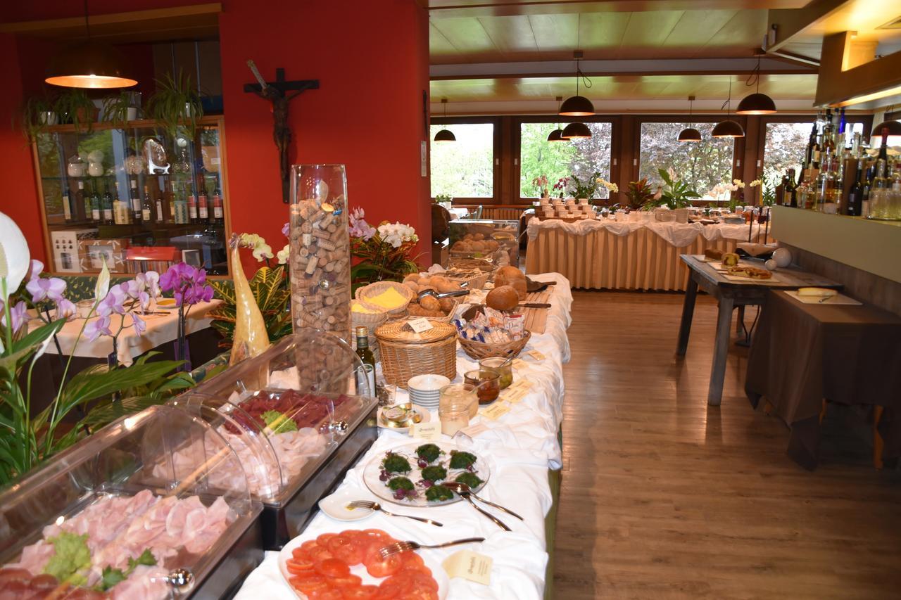 Angerburg Blumenhotel Appiano sulla Strada del Vino Kültér fotó